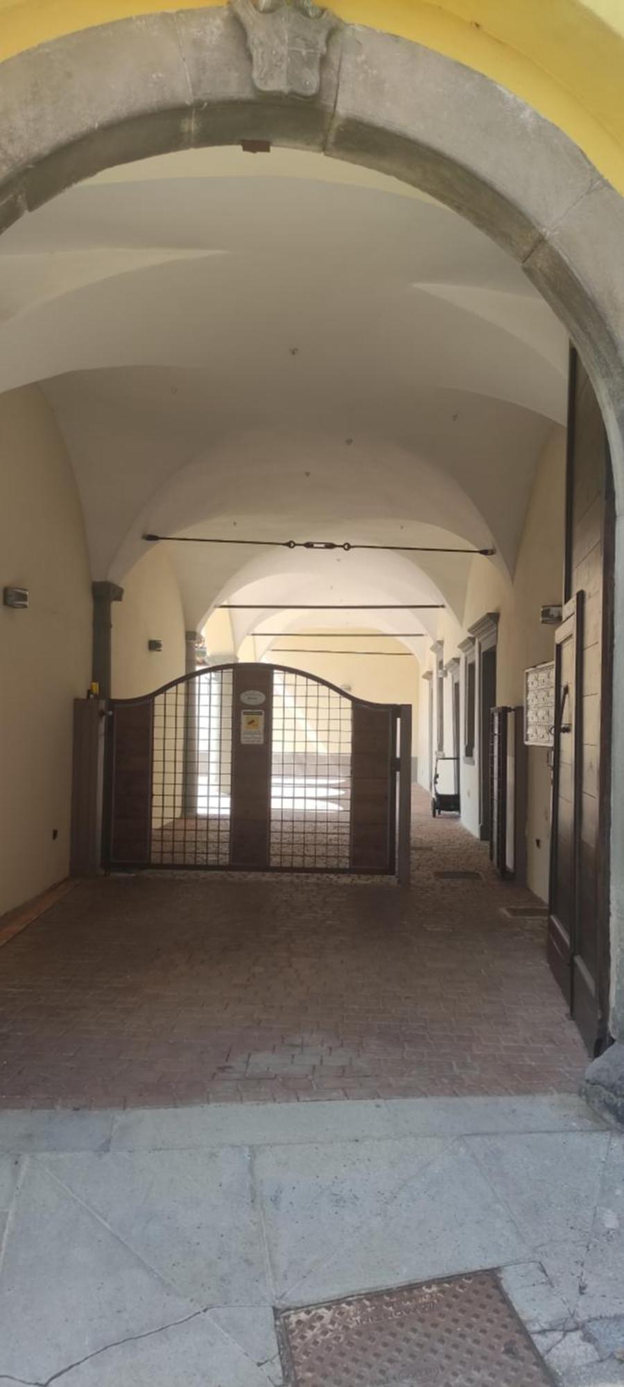 La corte dell'orologio Endine Gaiano Esterno foto